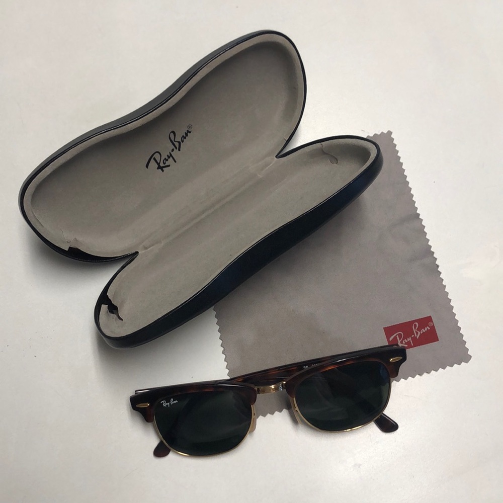 Ray-Ban Clubmaster tortoise small sunglasses